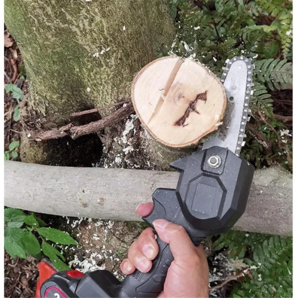 Motosierra Eléctrica de Mano  Potencia Portátil para Cortes Precisos