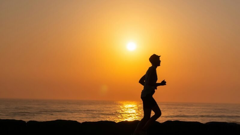 Accesorios Deportivos al por Mayor: Auriculares Running, Botellas Inteligentes, Fitness